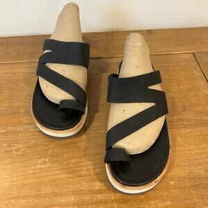 MERRELL Sz 7 Womens Black Slip On Juno Wrap Leather Toe Ring Z Strap Sandle